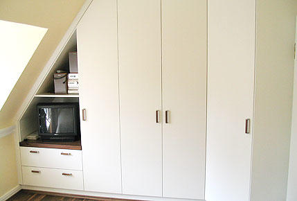 Schlafzimmermöbel von der Tischlerei Sturz, Reinbek – Beispiel 3